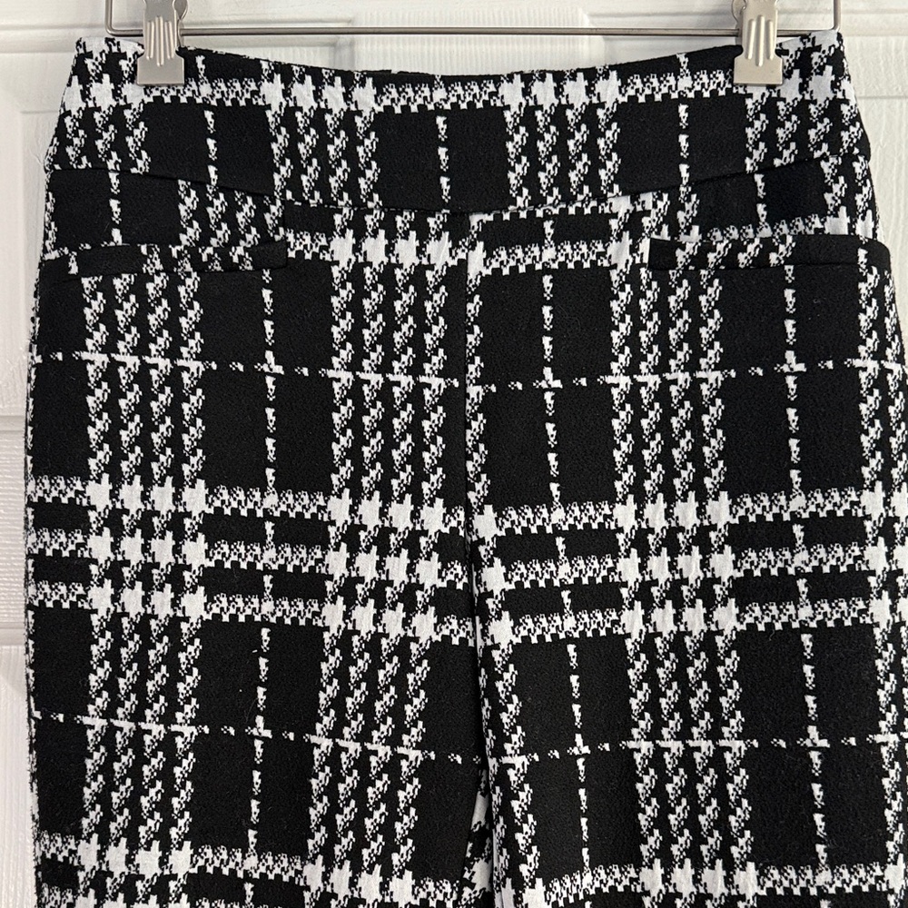 New York & Company High Waist Black and White Checkered winter Pants